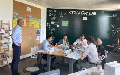 Andreas Klein und weitere Teilnehmer im Strategie Lab