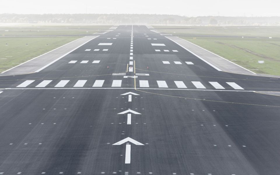Sanierung Start- und Landebahn Nord Flughafen Schönefeld